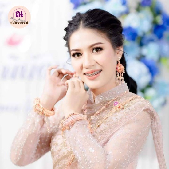 ร้านเช่าชุดแต่งงานสมุทรปราการ Napattraporn  - บริการช่างแต่งหน้า ทำผม ร้านเช่าชุดแต่งงานสมุทรปราการ Napattraporn  - บริการช่างแต่งหน้า ทำผม